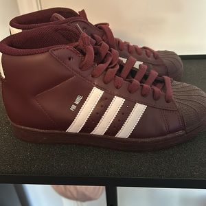 Adidas pro model high top shell toe, kids size 4, Maroon, great condition!